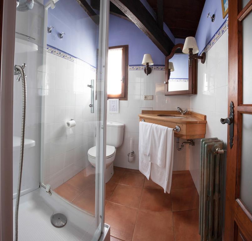 Kanpoeder - Adults Only San Sebastian Room photo